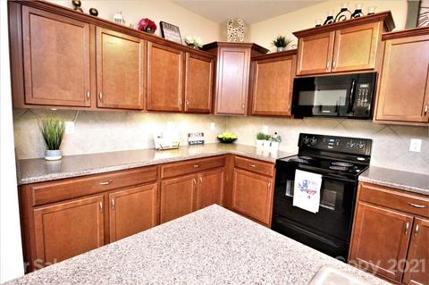 7048 Sonja Dr, Clover, SC 29710 photo 16