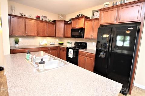 7048 Sonja Dr, Clover, SC 29710 photo 14