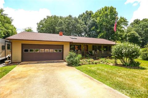 5154 Driftwood Dr, Davidson, NC 28036 photo 1