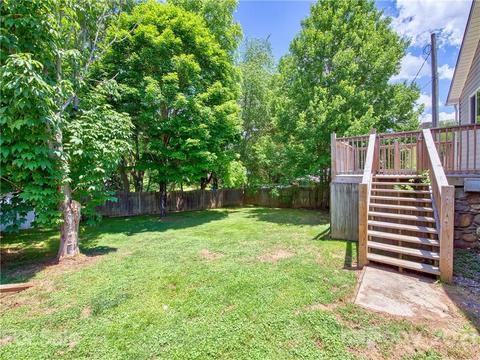 42 Wild Cherry Dr, Clyde, NC 28721 photo 4