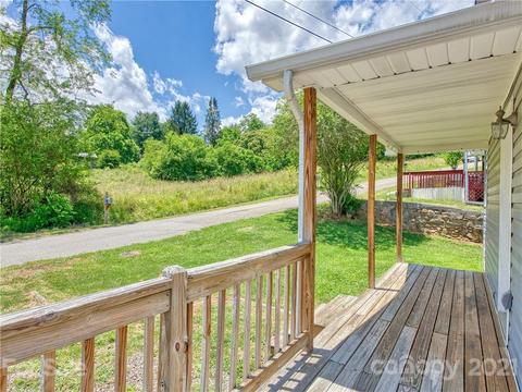 42 Wild Cherry Dr, Clyde, NC 28721 photo 6