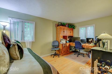 401 Hungry River Rd, Flat Rock, NC 28731 photo 17