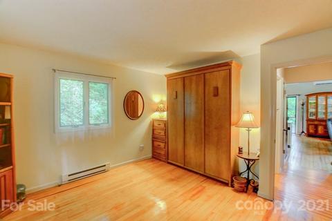 401 Hungry River Rd, Flat Rock, NC 28731 photo 16