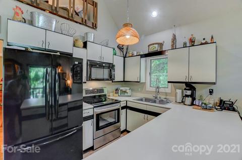 401 Hungry River Rd, Flat Rock, NC 28731 photo 28