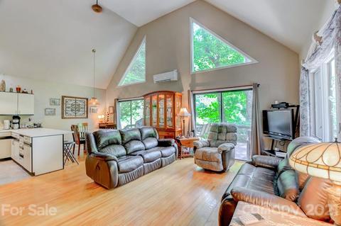 401 Hungry River Rd, Flat Rock, NC 28731 photo 27