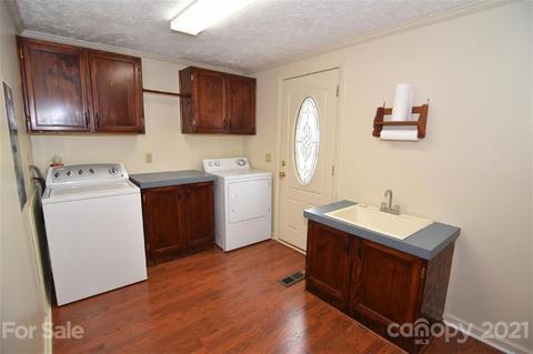 5930 Leil Rd, Hickory, NC 28602 photo 4