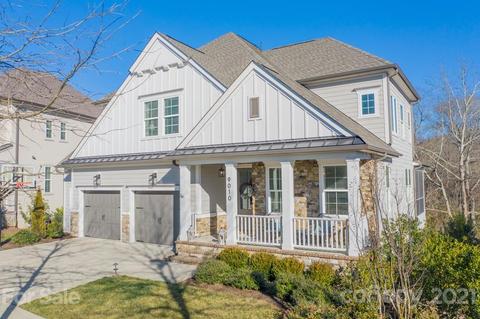 9010 Robbins Pond Rd, Cornelius, NC 28031 photo 2