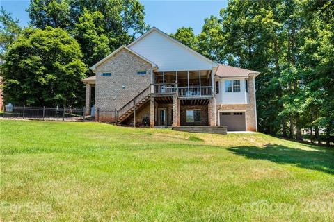 4232 Windsor Ct, Hickory, NC 28602 photo 5