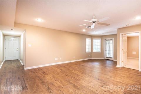 4232 Windsor Ct, Hickory, NC 28602 photo 40