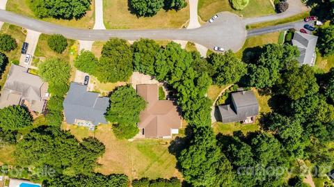 4232 Windsor Ct, Hickory, NC 28602 photo 44