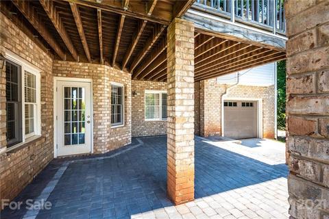 4232 Windsor Ct, Hickory, NC 28602 photo 9