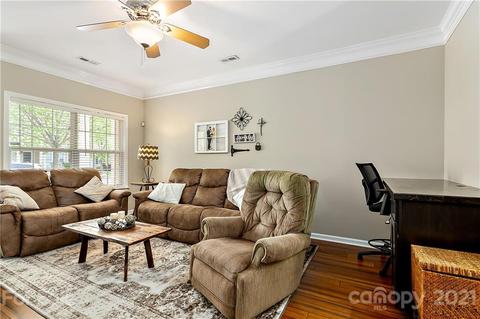 10629 Trolley Run Dr, Cornelius, NC 28031 photo 6