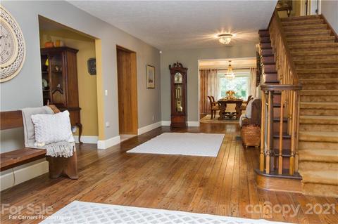 77 Workman Rd, Sylva, NC 28779 photo 2