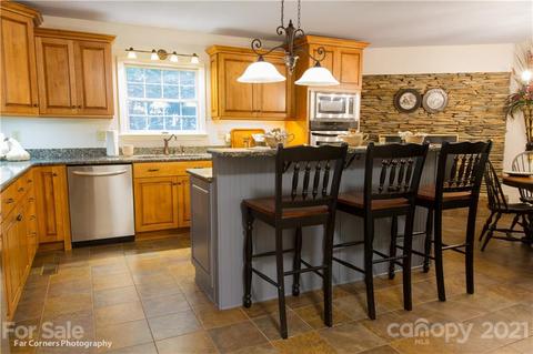 77 Workman Rd, Sylva, NC 28779 photo 7