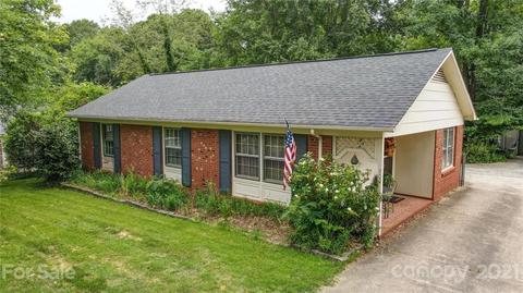 809 E John St, Matthews, NC 28105 photo 3