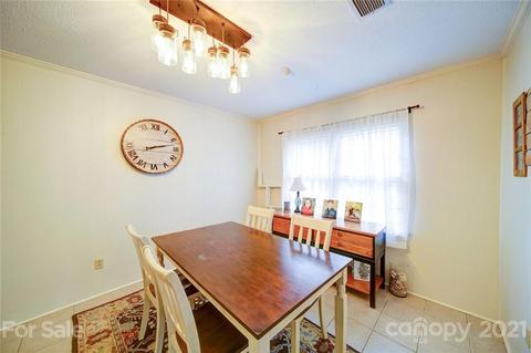 809 E John St, Matthews, NC 28105 photo 10