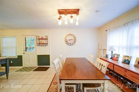 809 E John St, Matthews, NC 28105 photo 19