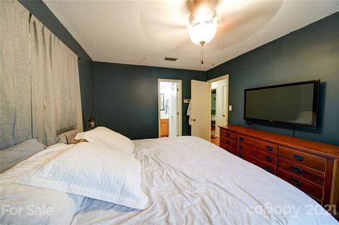 809 E John St, Matthews, NC 28105 photo 24
