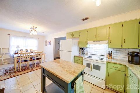 809 E John St, Matthews, NC 28105 photo 15