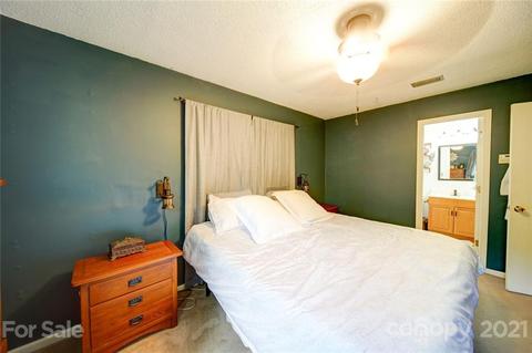 809 E John St, Matthews, NC 28105 photo 25