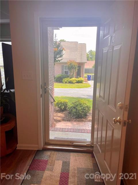 112 4th Ave NE, Conover, NC 28613 photo 4