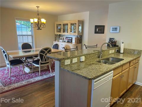 112 4th Ave NE, Conover, NC 28613 photo 8