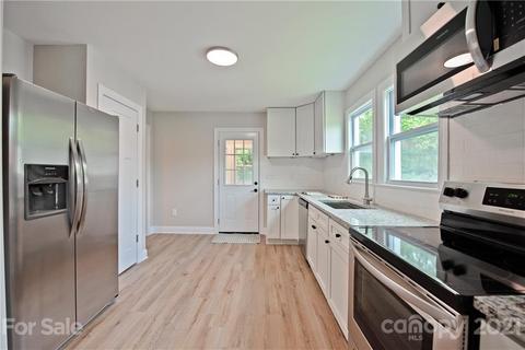 905 11th St, Kannapolis, NC 28083 photo 17