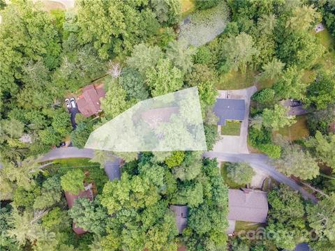 121 Pine Dr, Flat Rock, NC 28731 photo 3