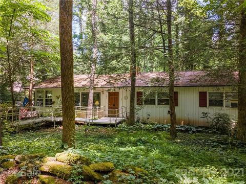 121 Pine Dr, Flat Rock, NC 28731 photo 1