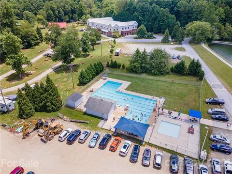 121 Pine Dr, Flat Rock, NC 28731 photo 6