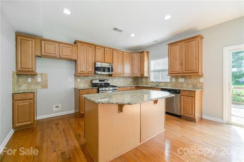244 Lorraine Rd, Fort Mill, SC 29708 photo 2