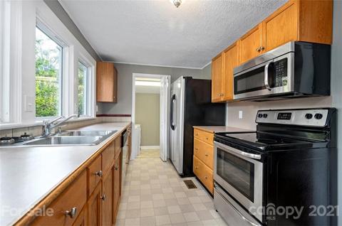 624 Maple St, Brevard, NC 28712 photo 11