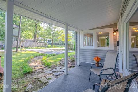 624 Maple St, Brevard, NC 28712 photo 29