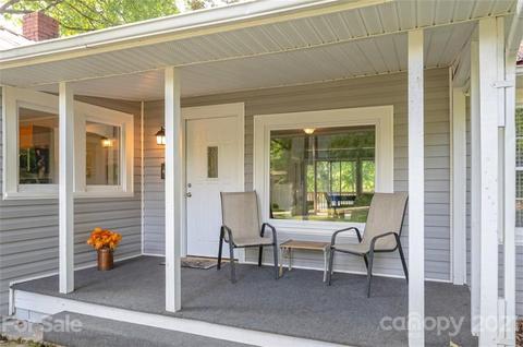 624 Maple St, Brevard, NC 28712 photo 6