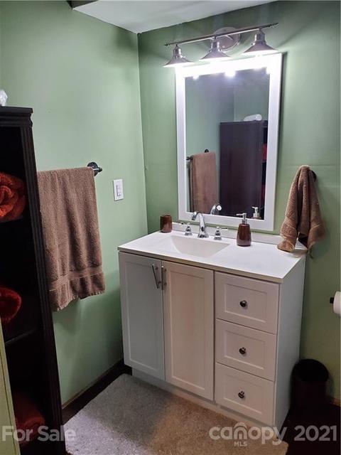 90 Overlook Dr, Spruce Pine, NC 28777 photo 7