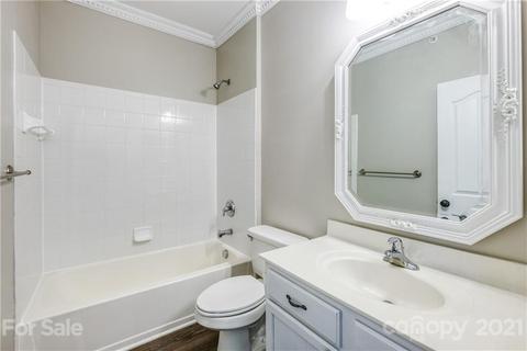 16724 Amberside E Rd E, Cornelius, NC 28031 photo 13