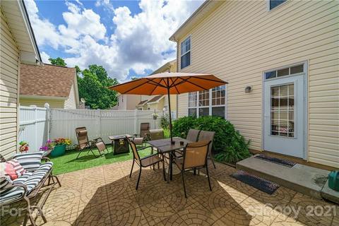 9707 Cadman Ct, Cornelius, NC 28031 photo 5