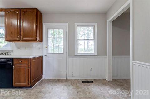 2300 Waverly Dr, Monroe, NC 28112 photo 7
