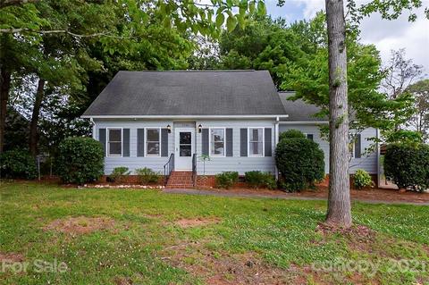 2300 Waverly Dr, Monroe, NC 28112 photo 1