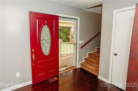 507 Vision Rd, Canton, NC 28716 photo 4