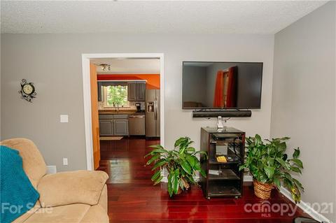 507 Vision Rd, Canton, NC 28716 photo 8