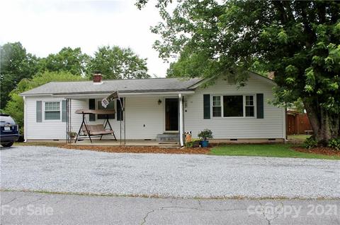 96 E View Dr, Flat Rock, NC 28731 photo 1