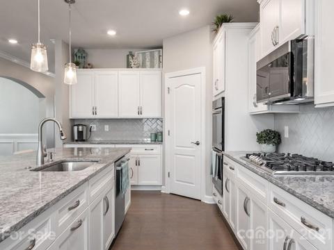 9222 Wind Cave St, Lancaster, SC 29720 photo 7