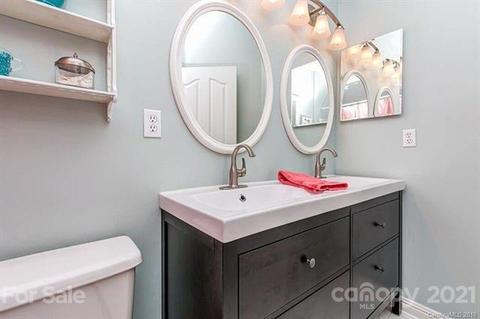 18604 Dembridge Dr, Davidson, NC 28036 photo 9