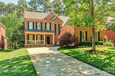 18604 Dembridge Dr, Davidson, NC 28036 photo 1