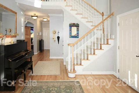 18604 Dembridge Dr, Davidson, NC 28036 photo 3
