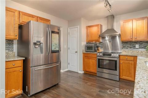 19040 Oakhurst Blvd, Cornelius, NC 28031 photo 12