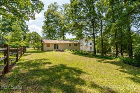 515 Spring St, Davidson, NC 28036 photo 1
