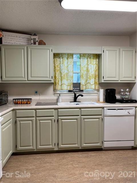 12 Chase Ln, Sylva, NC 28779 photo 9