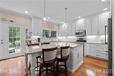 348 Gringley Hill Rd, Fort Mill, SC 29708 photo 3
